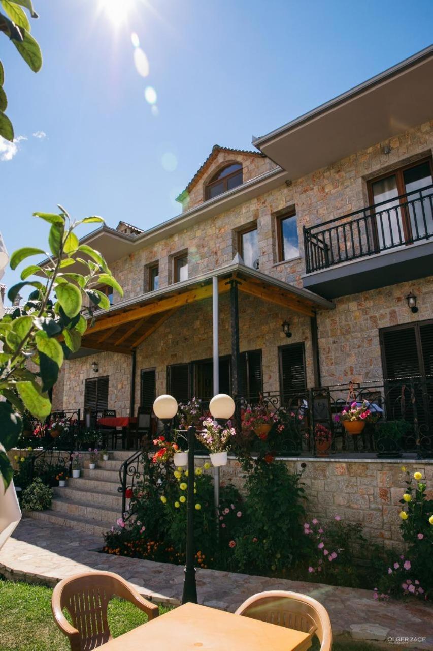 Hotel Vila Panorama Voskopojë Exterior foto