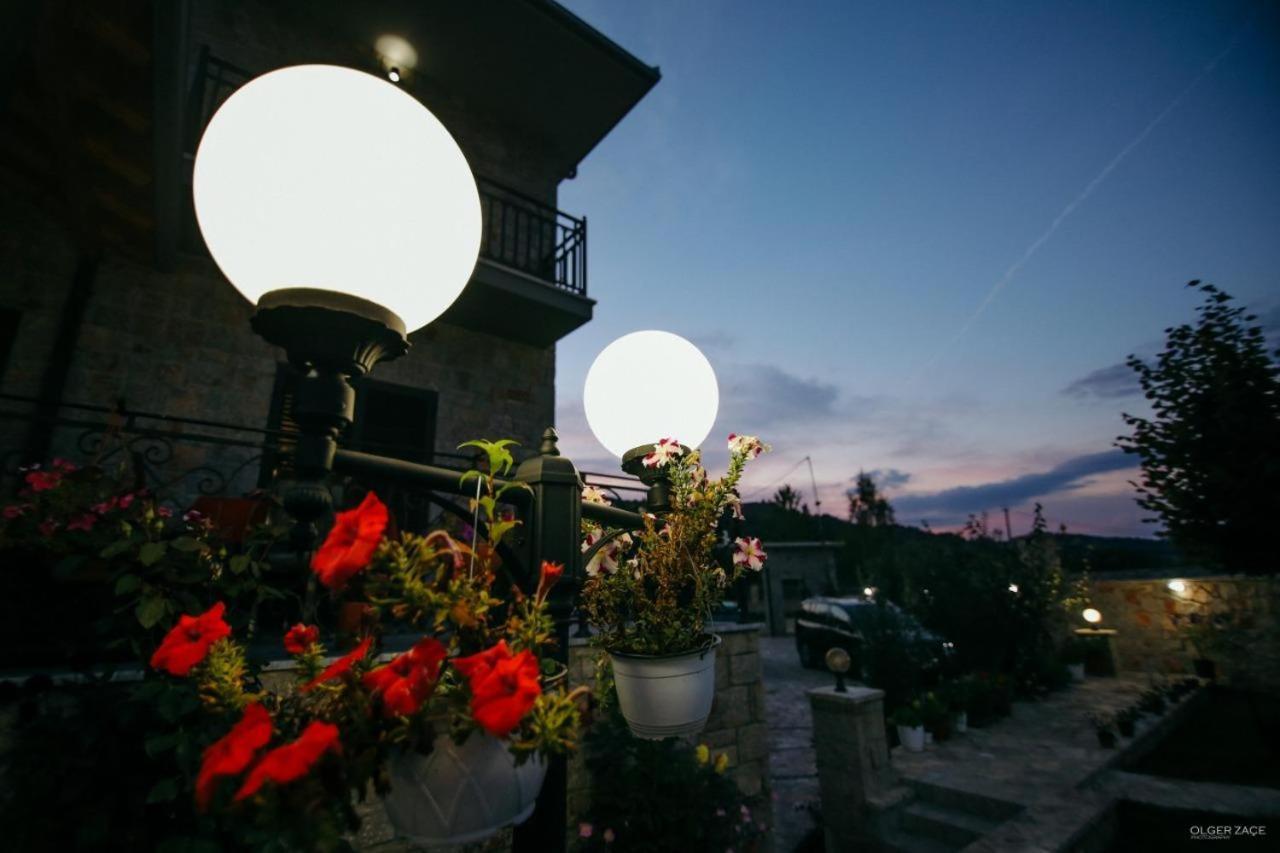 Hotel Vila Panorama Voskopojë Exterior foto