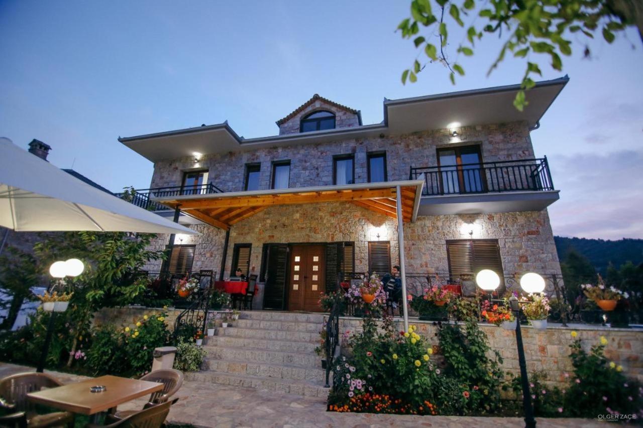 Hotel Vila Panorama Voskopojë Exterior foto